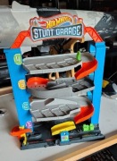 Garaż hot wheels W świetnym stanie