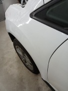 Błotnik przedni lewy do Ford c max mk2.rocznik 2013 kolor Frozen white 