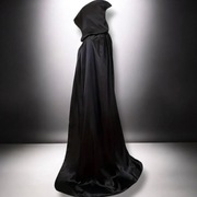 Peleryna czarna długa z kapturem wampira na halloween