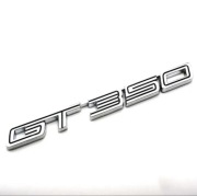 Metalowy emblemat samochodowy 3D z napisem "GT350"