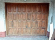 Dębowa brama garażowa uchylna drzwi garażowe uchylne 2500 mm z ościeżnicą