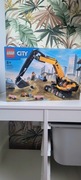 LEGO City 60420 żółta koparka 