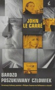 JOHN LE CARRE - BARDZO POSZUKIWANY CZŁOWIEK (2014)