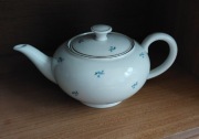 Porcelanowy dzbanek Karolina