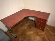 Duże biurko narożne z 4 szufladami