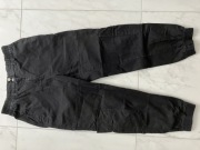 Bershka spodnie czarne typu bojówki rozmiar 38
