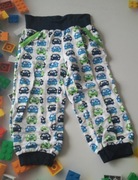 Kolorowe spodnie w autka ciepłe dresowe wygodne 5lat rozm 110 gumka