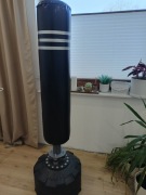 Wolnostojący worek treningowy 