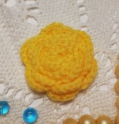 KWIATEK  RÓŻA cytrynowy