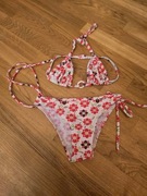 L3. Strój kąpielowy dla dziewczynki rozm.104-110 kwiatki Cactus Clone