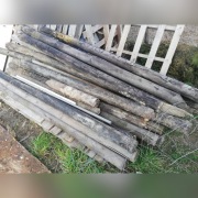słupki do ogrodzenia, deski, łaty, itp.