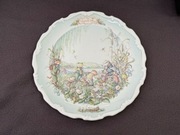 ROYAL ALBERT Śliczny talerz ozdobny The Wind in the Willows