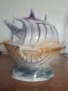 Statek lampka z porcelany PRL