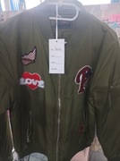 Damska kurtka bomberka w kolorze khaki 