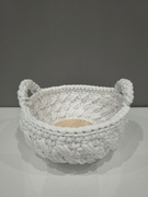 Koszyczek szydełkowy handmade z uchwytami – biały