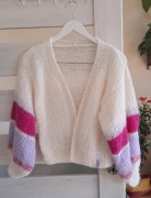 Piękny sweterek z alpaki.Handmade.