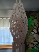 Biały lampion wiszący, lampa, abażur, makrama