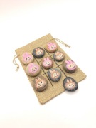 Gra kieszonkowa kółko i krzyżyk podróżna Labubu kamienie lafufu