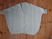 Sweter oversize bezowy