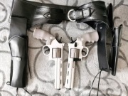 Czarny kowbojski pas do pistoletu kabura + 2 plastikowe rewolwery Python 