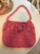 Torebka róż lekka ze sznurka 2 mm zrobiona na szydełku 