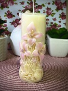 Świeca dekoracyjna,,Lilia"z naturalnego wosku 