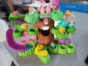 Hatchimals domek +6 figurek 