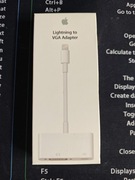 ORYGINALNA PRZEJŚCIÓWKA APPLE LIGHTNING DO VGA