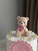 Zestaw ozdób na tort Miś , stokrotki, tabliczka personalizowana 