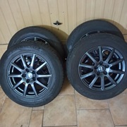 Felgi aluminiowe z oponami 