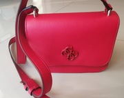 GUESS TOREBKA CZERWONA NOWA
