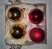 Zestaw bombek świątecznych, 4 szt., lata 90-te XX w.