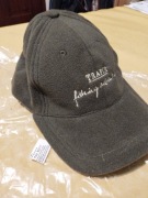 Polarowa czapka z daszkiem Traper nowa