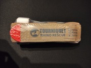 Opaska uciskowa/Staza RHINO RESCUE plastikowy krępulec 95cm KHAKI