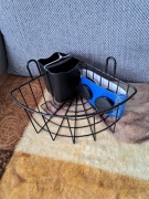 Koszyk łazienkowy narożny YOKO Home Gavi czarny 21x21 cm