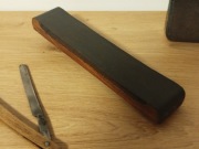 Stara ostrzałka do brzytwy 2