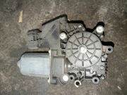 Silnik mechanizmu podnoszenia szyby AUDI 