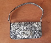 Torebka na ramię bagietka beżowo-czarna wzór wężowa skóra - H&M