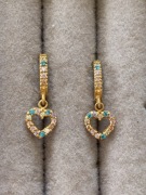 Sterling silver asos kolorowe cyrkonie pozłacane kolczyki serduszka