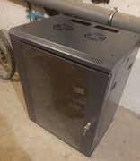 Szafa 19' wisząca ZETA 15U 600x450 RAL9004 szkło