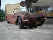 Chevrolet Corvette 1957 ze stodoły Bburago i ja 1:18