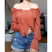 Czerwona bluzka z długim rękawem Boohoo 