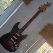 gitara elektryczna stratocaster Fender