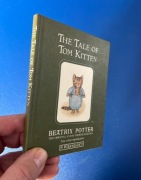 The Tale of Tom Kitten – Beatrix Potter – twarda oprawa