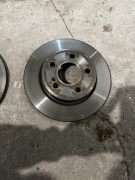 Tarcze hamulcowe tył MERCEDES a200CDI w176 2013r BREMBO
