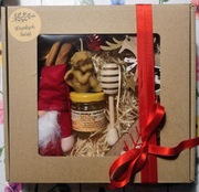 Zestaw upominkowy, kosz świąteczny, rękodzieło, świece, wosk pszczeli