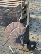 Stojak do węża ogrodowego 50m