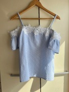 38 40 New Look bluzka błękitna prążek hafty szelki odkryte ramiona 