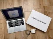 MacBook Air A1466 13" 128GB