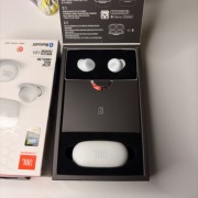 Słuchawki bezprzewodowe dokanałowe JBL Live Free NC+ TWS